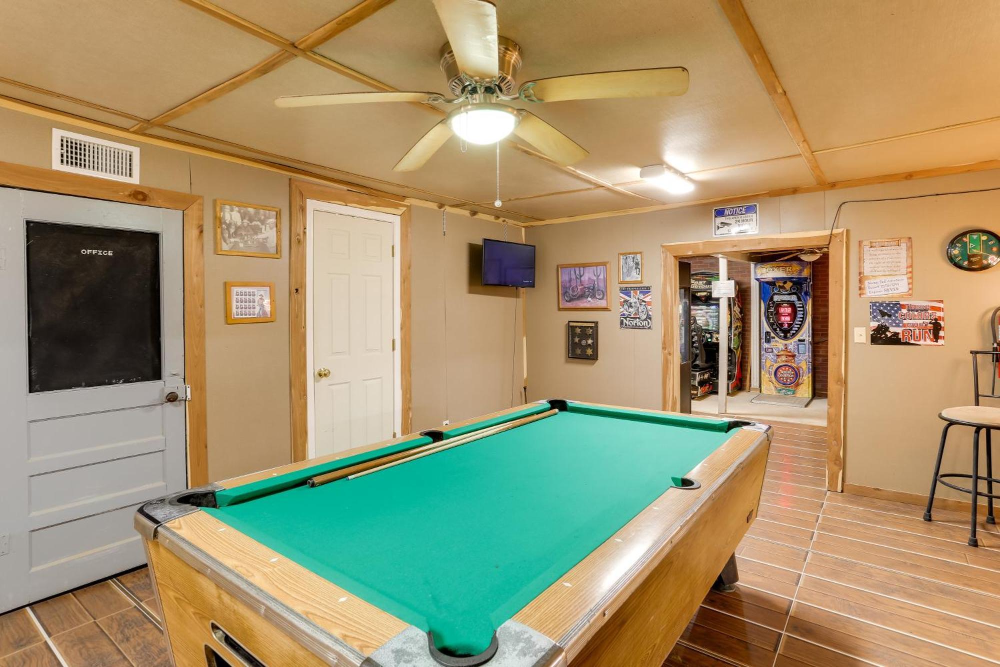 Historic Hardy Home With Game Room On Main Street Exterior foto