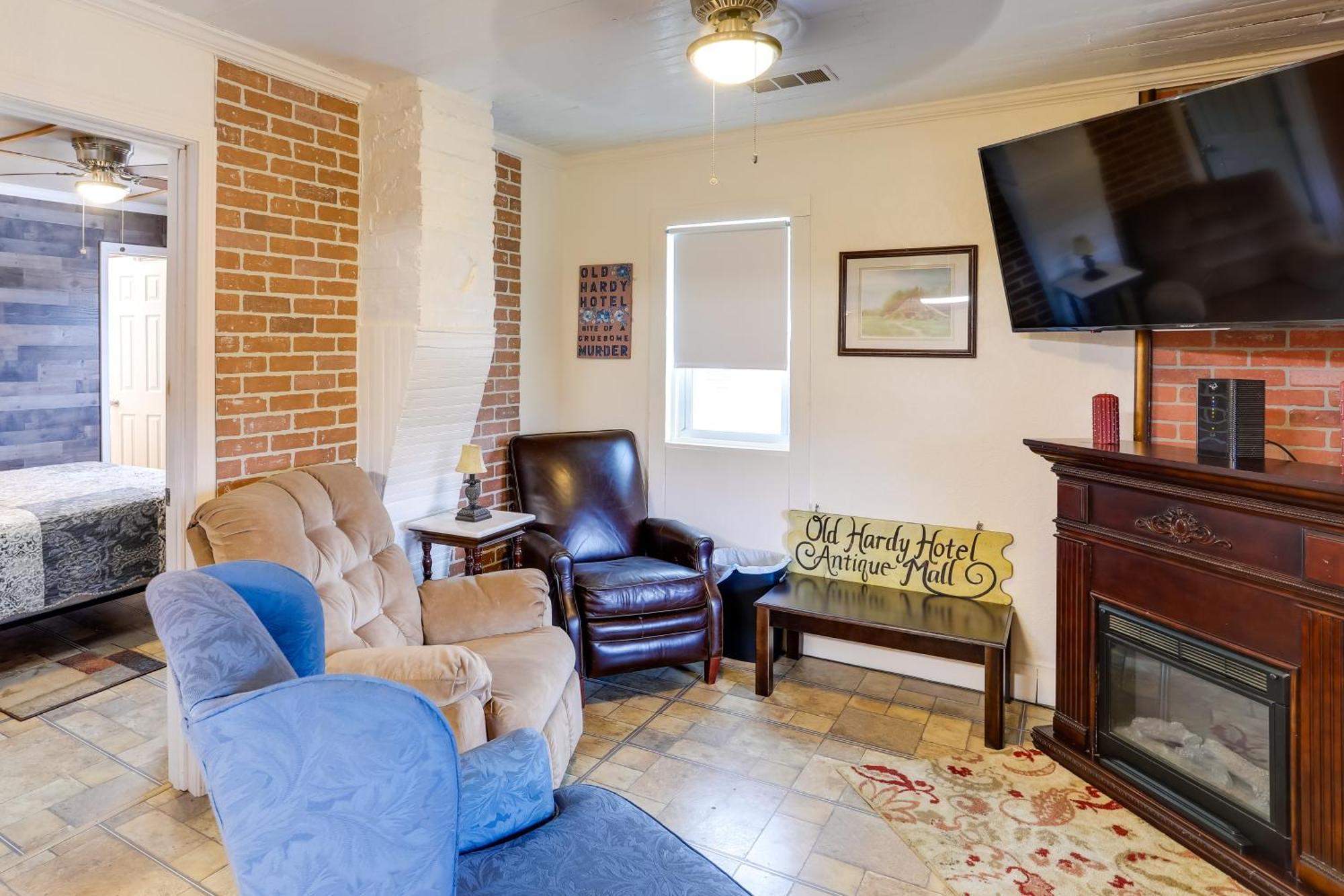Historic Hardy Home With Game Room On Main Street Exterior foto