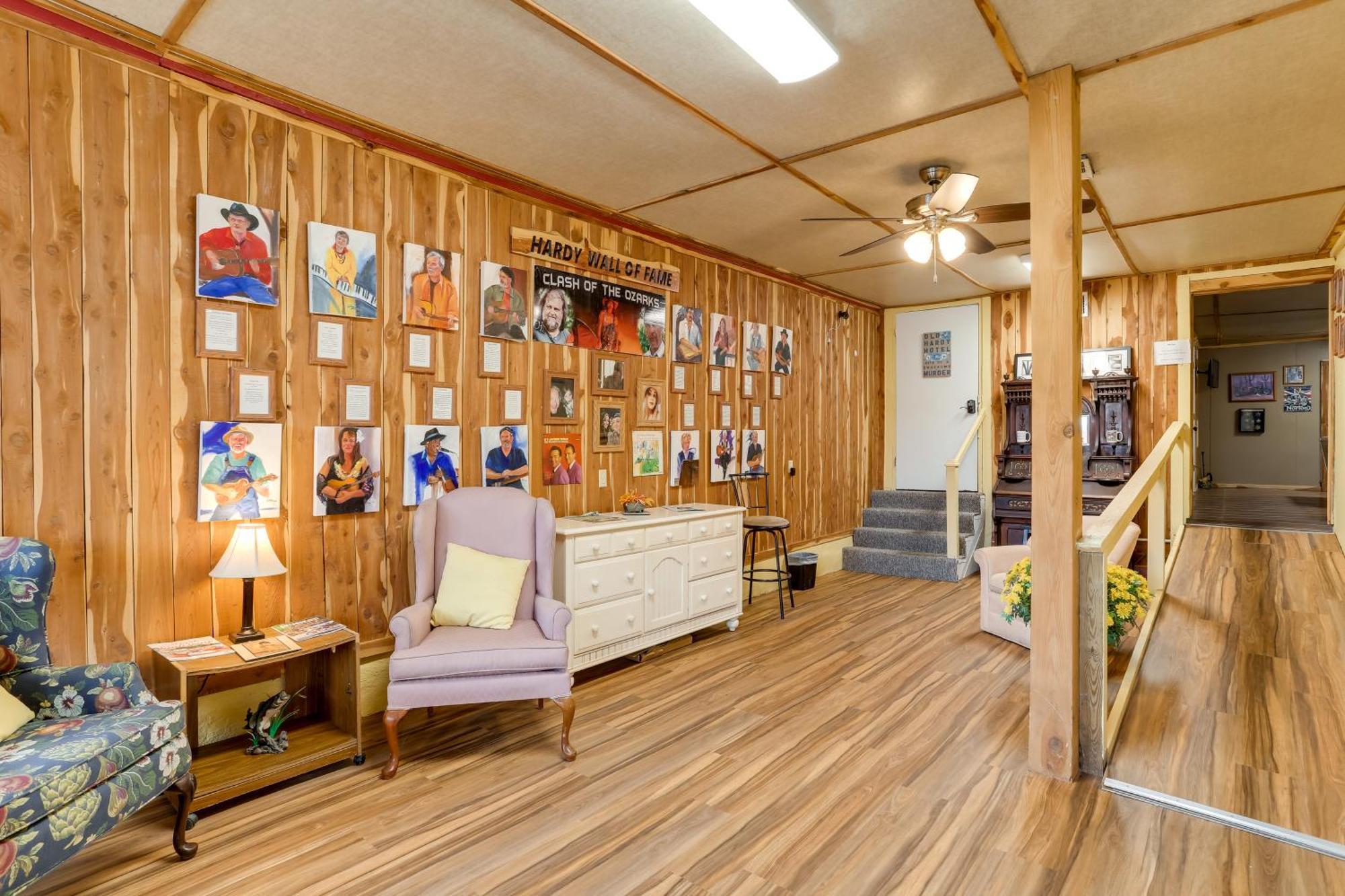 Historic Hardy Home With Game Room On Main Street Exterior foto